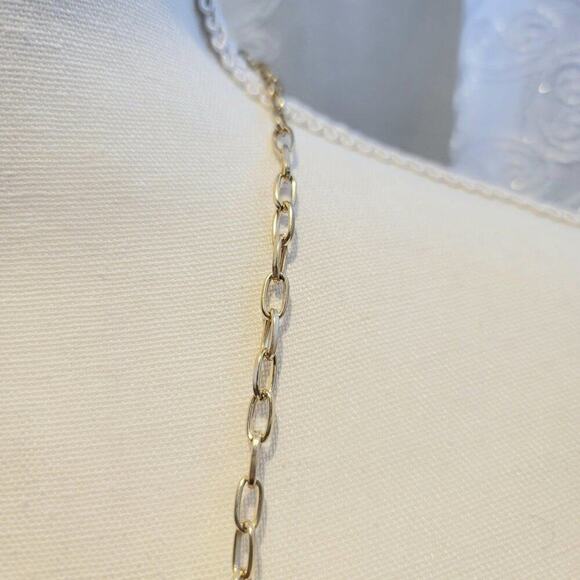 MULTI Tone Chain and Linked Circle Necklace - Picture 8 of 9